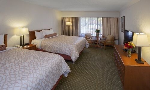 Chateau Hotel Jasper